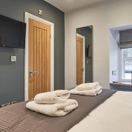 Upper Sheriff's Place ويندرمير