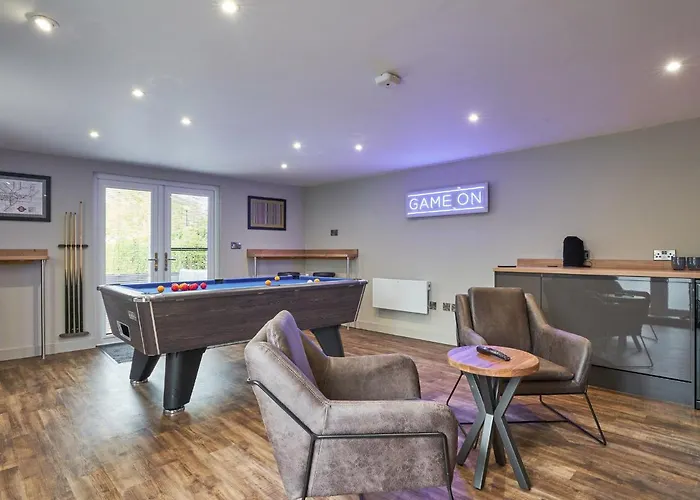 Upper Sheriff's Place