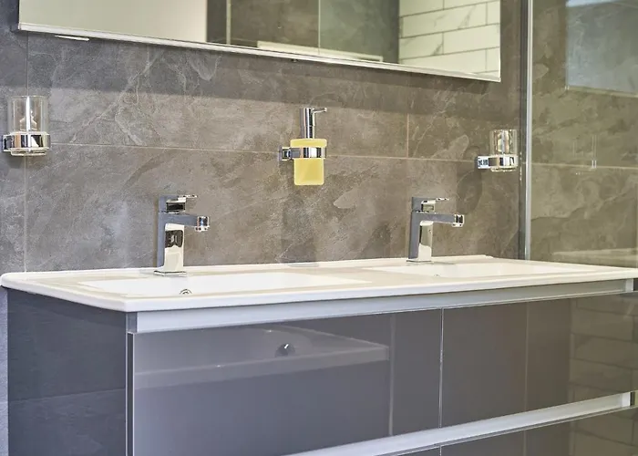 Upper Sheriff's Place Windermere