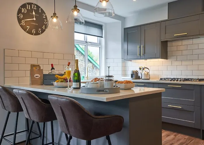 Upper Sheriff's Place