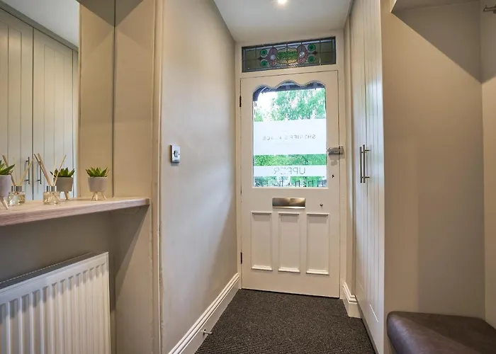 Upper Sheriff's Place *